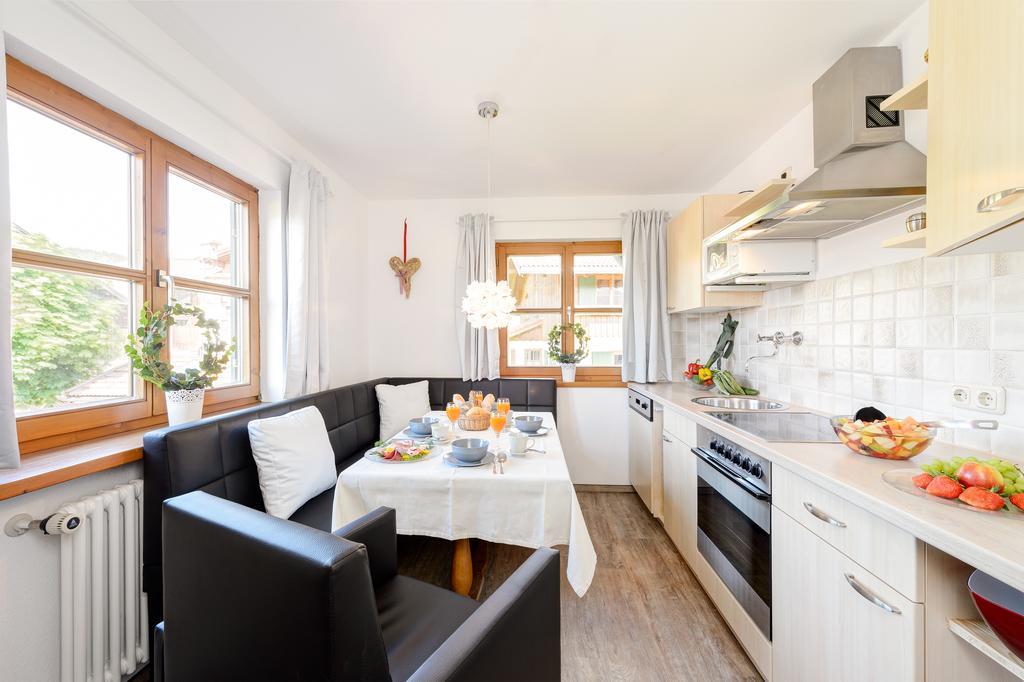 "Ferienwohnung Ess" - Annehmlichkeiten Von 4-Sterne Familien-Und Wellnesshotel Viktoria Koennen Mitbenutzt Werden Oberstdorf Ngoại thất bức ảnh