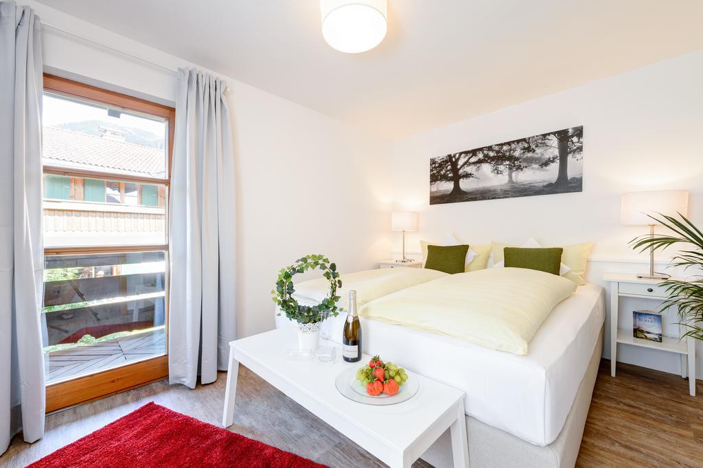 "Ferienwohnung Ess" - Annehmlichkeiten Von 4-Sterne Familien-Und Wellnesshotel Viktoria Koennen Mitbenutzt Werden Oberstdorf Ngoại thất bức ảnh
